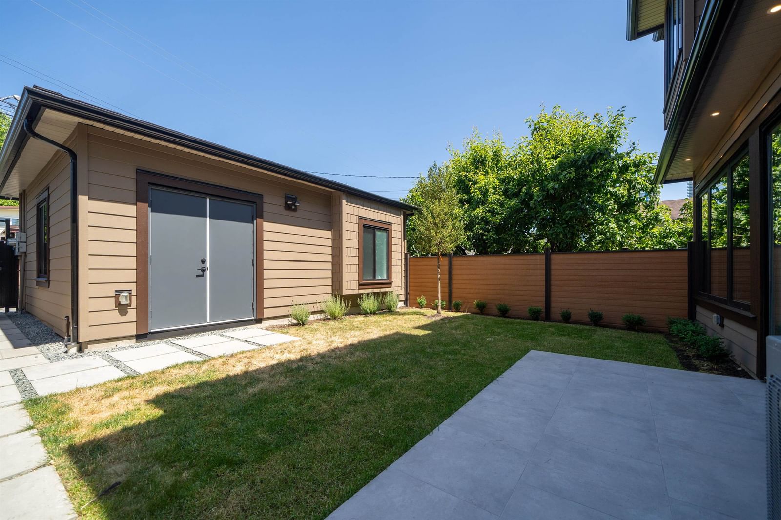 Listing Image 23