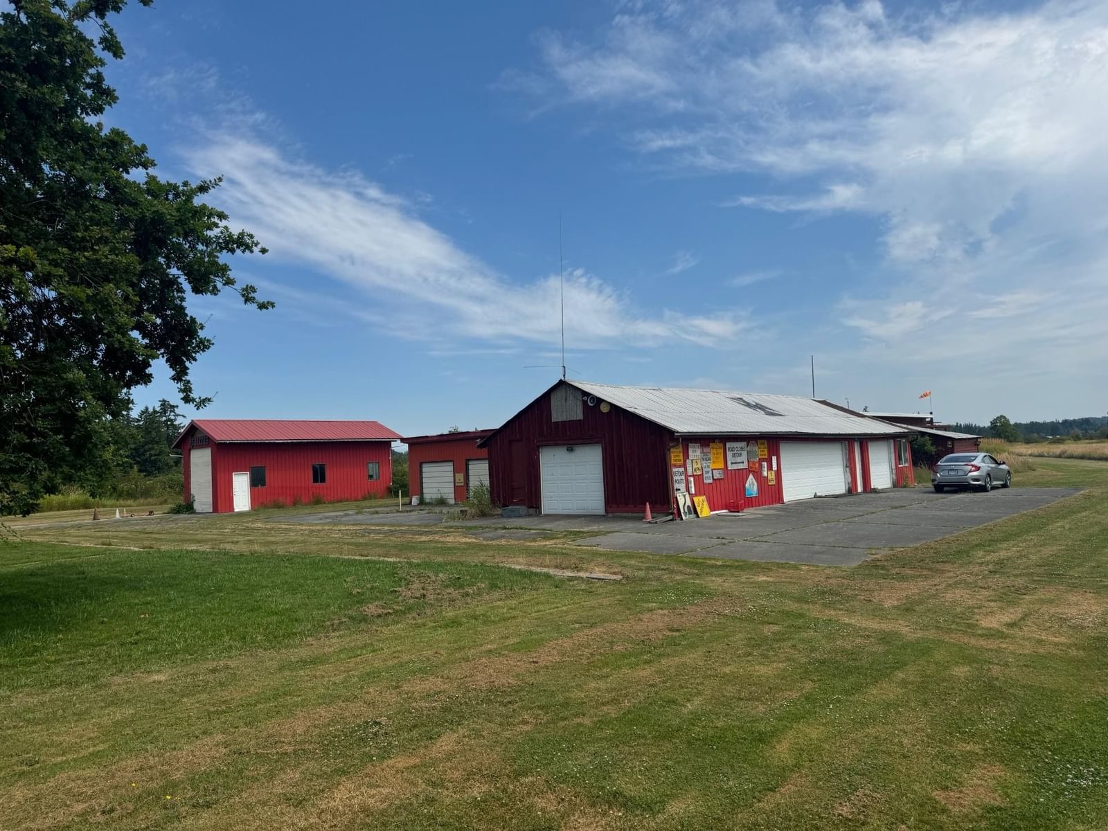 Listing Image 11