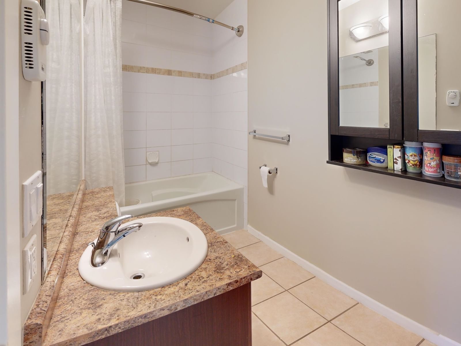 Listing Image 24