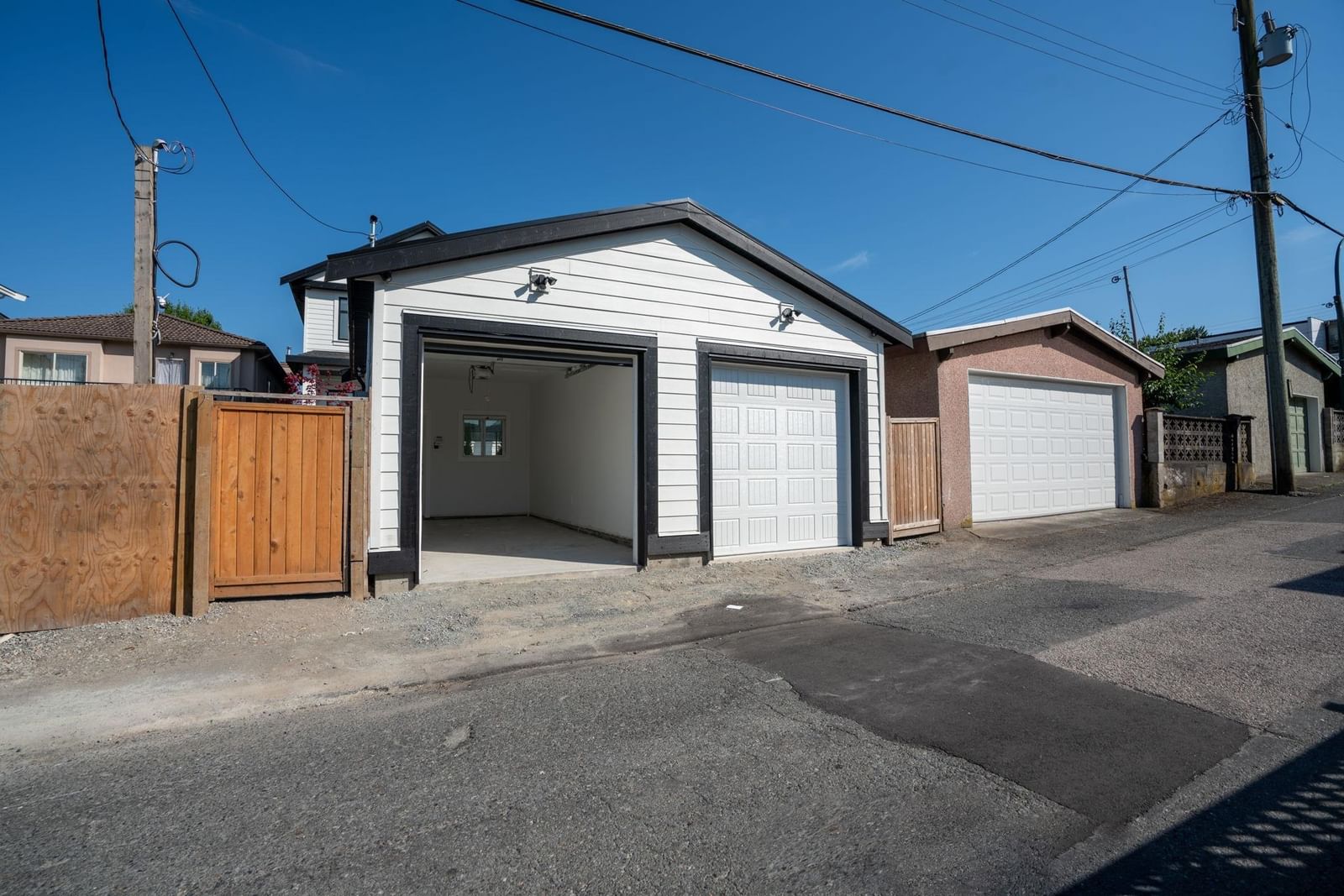 Listing Image 20