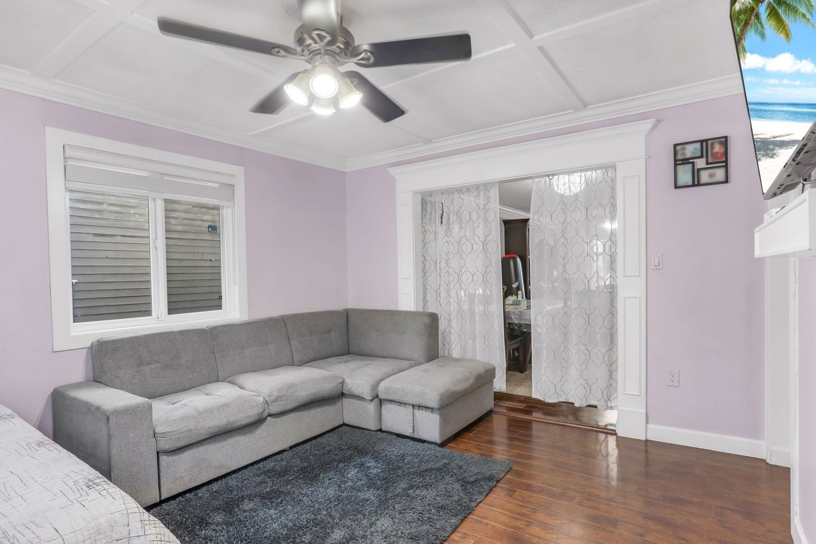 Listing Image 16