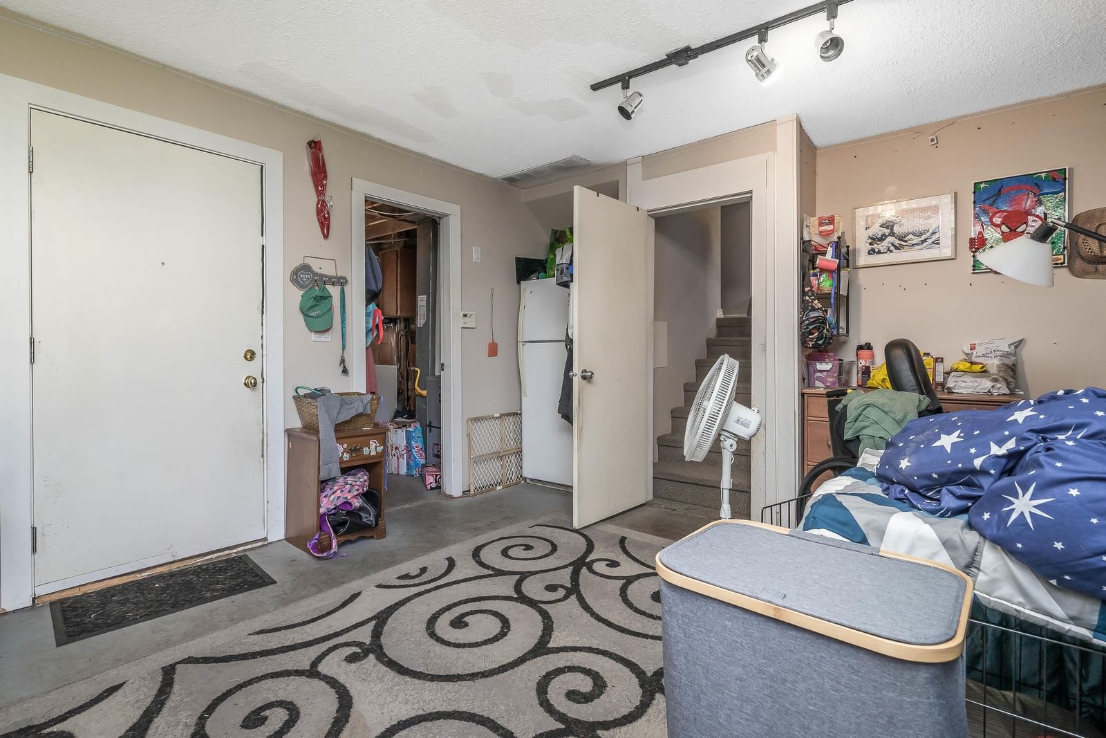 Listing Image 18