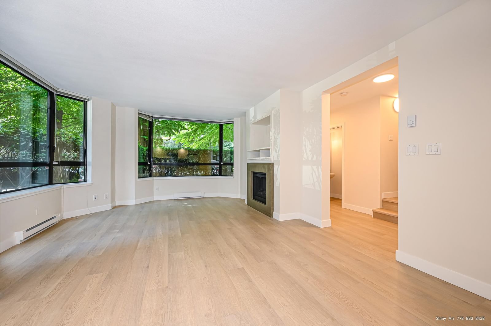 Listing Image 9