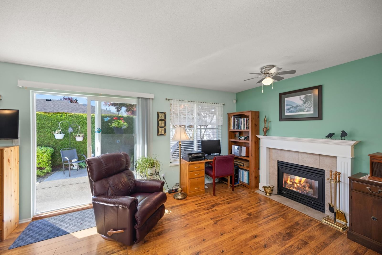 Listing Image 14