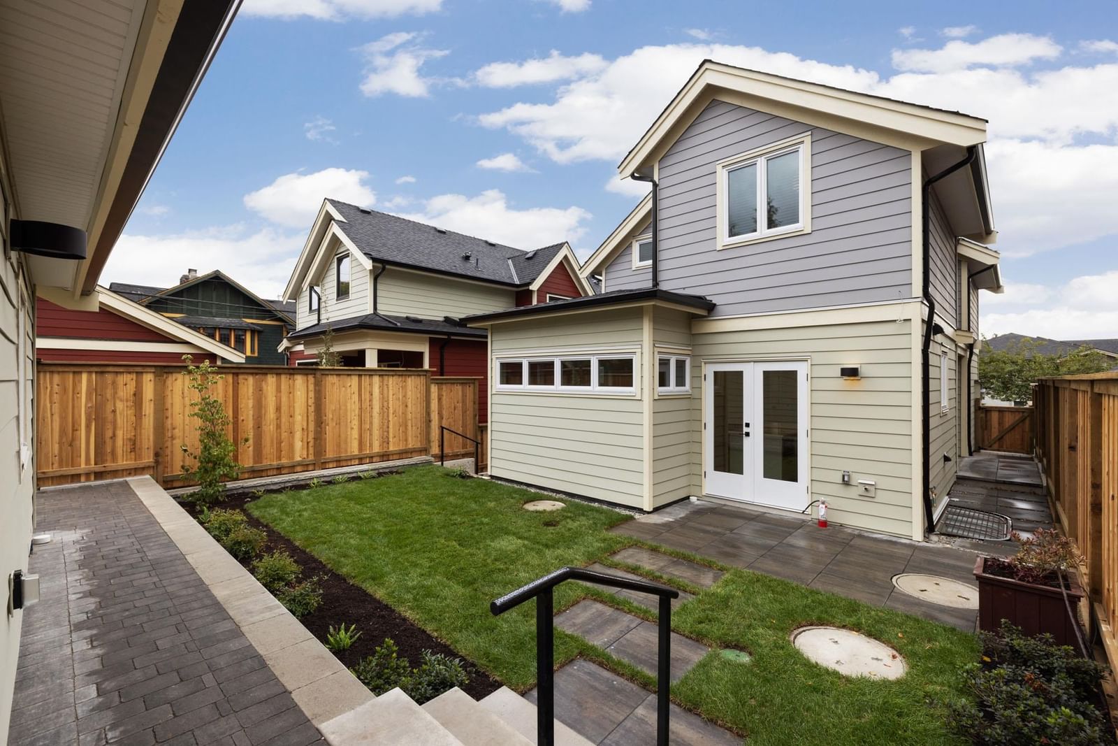 Listing Image 19
