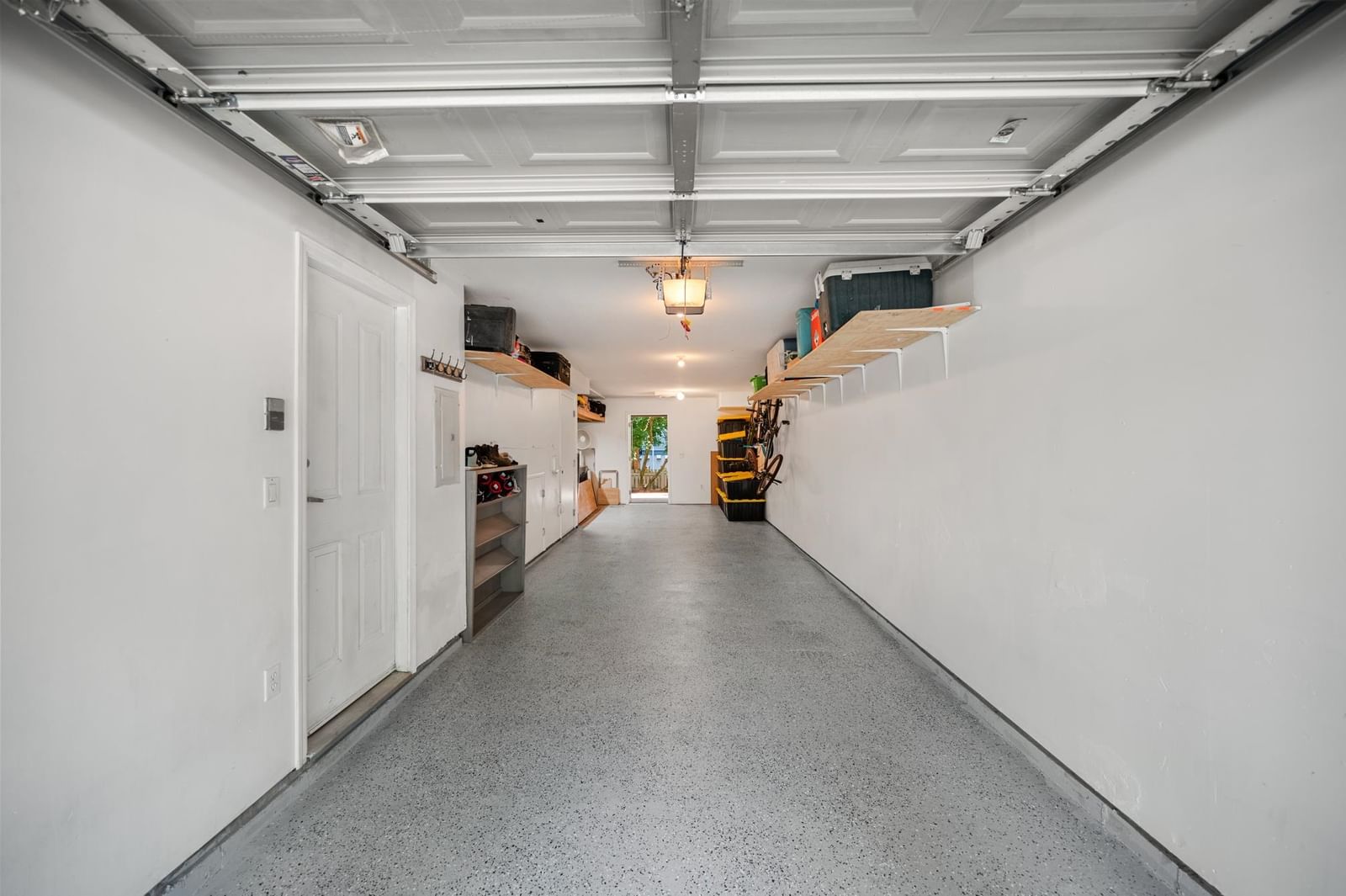 Listing Image 24