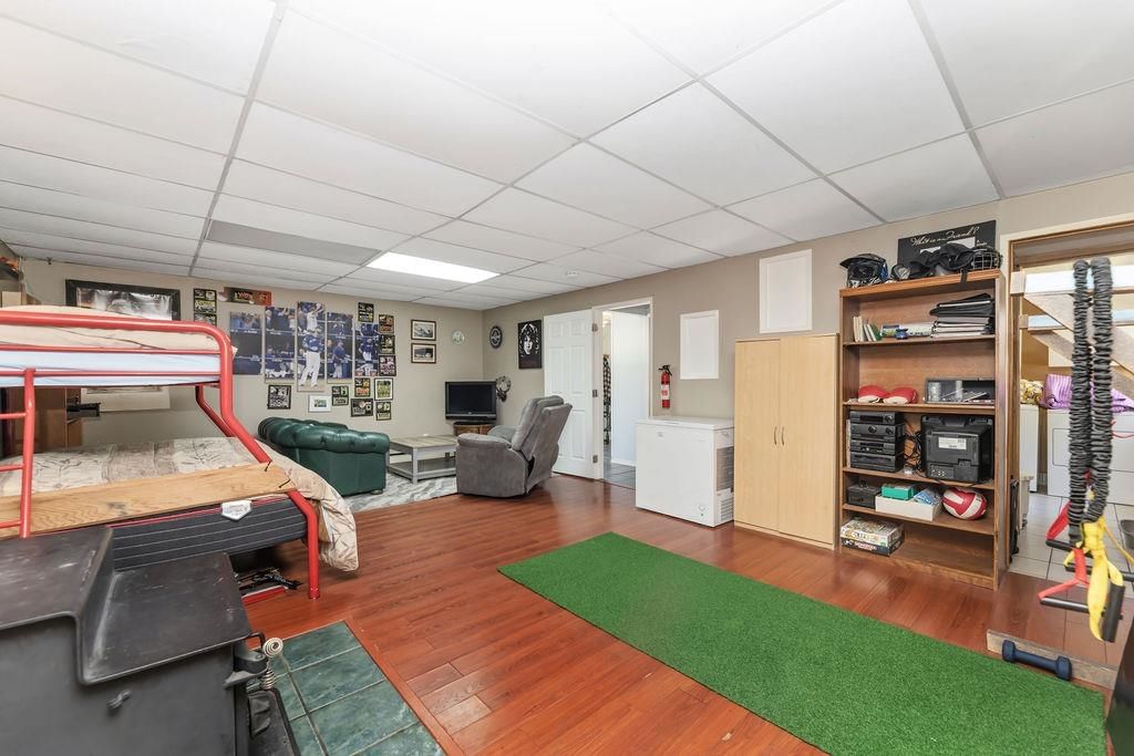 Listing Image 25