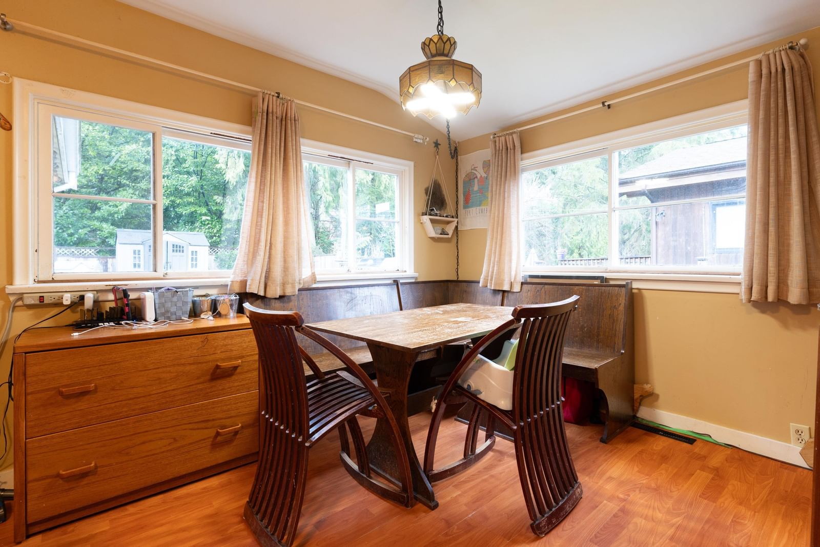 Listing Image 11
