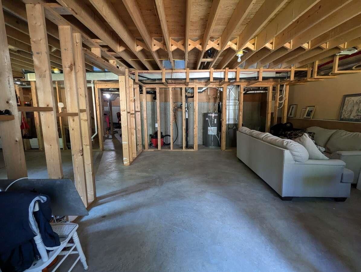 Listing Image 37
