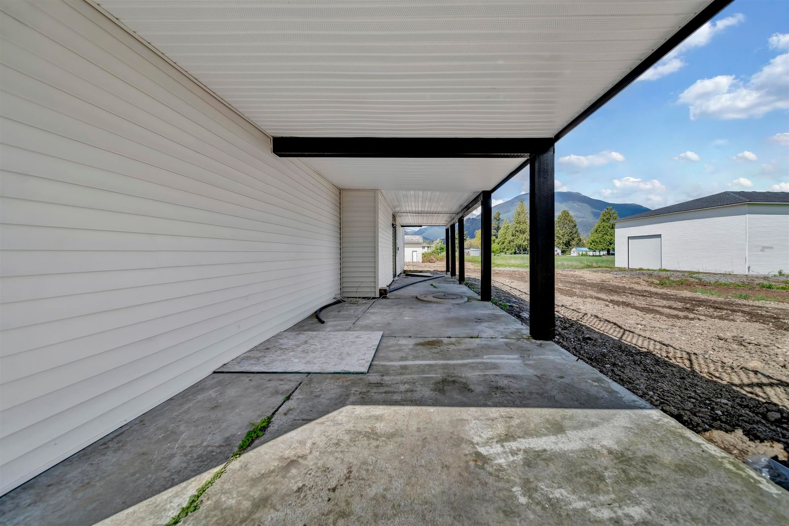 Listing Image 18