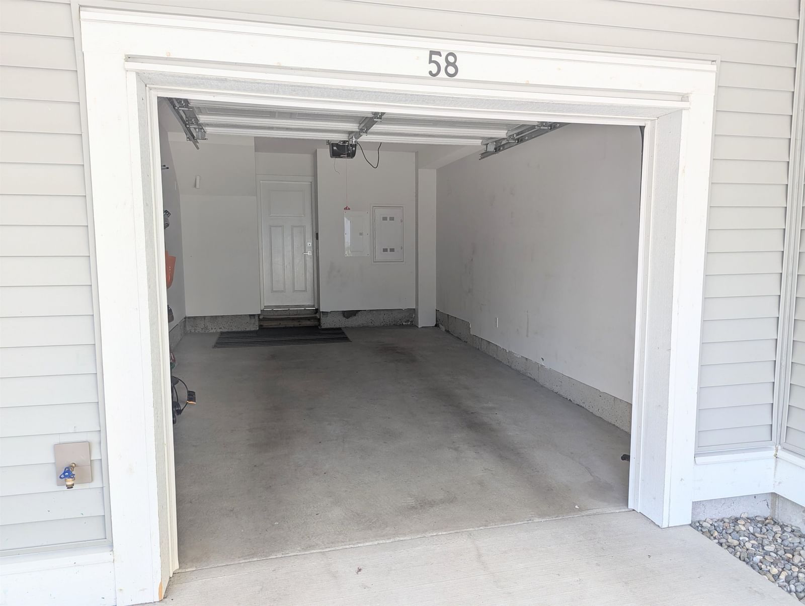 Listing Image 24