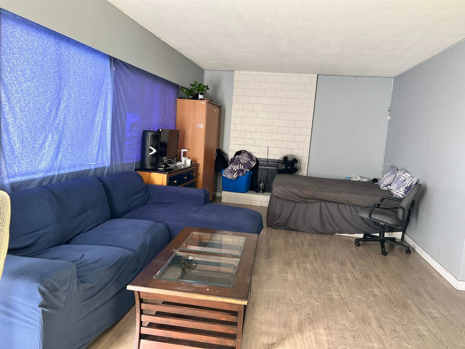 Listing Image 28