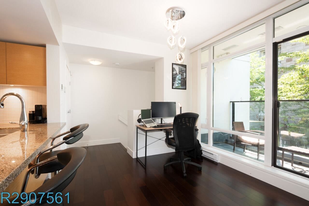 Listing Image 11
