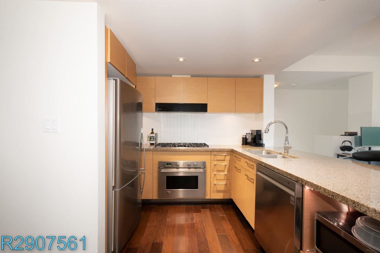 Listing Image 18