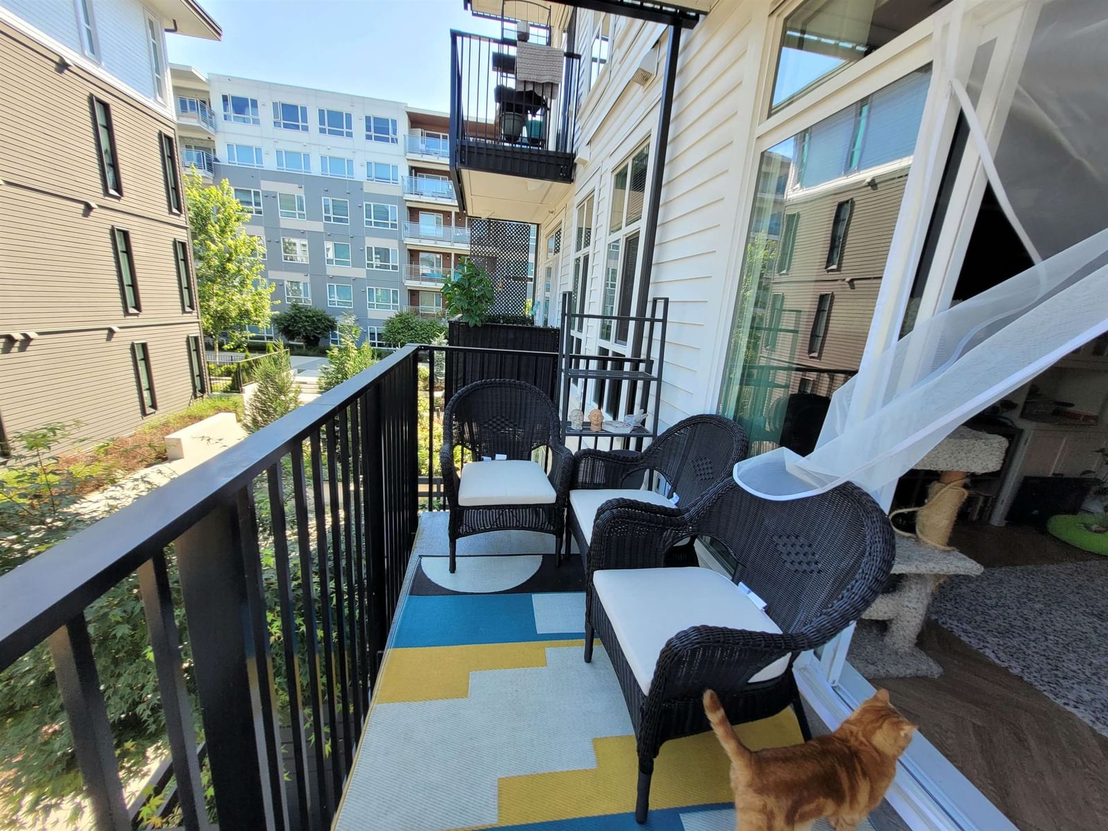 Listing Image 9
