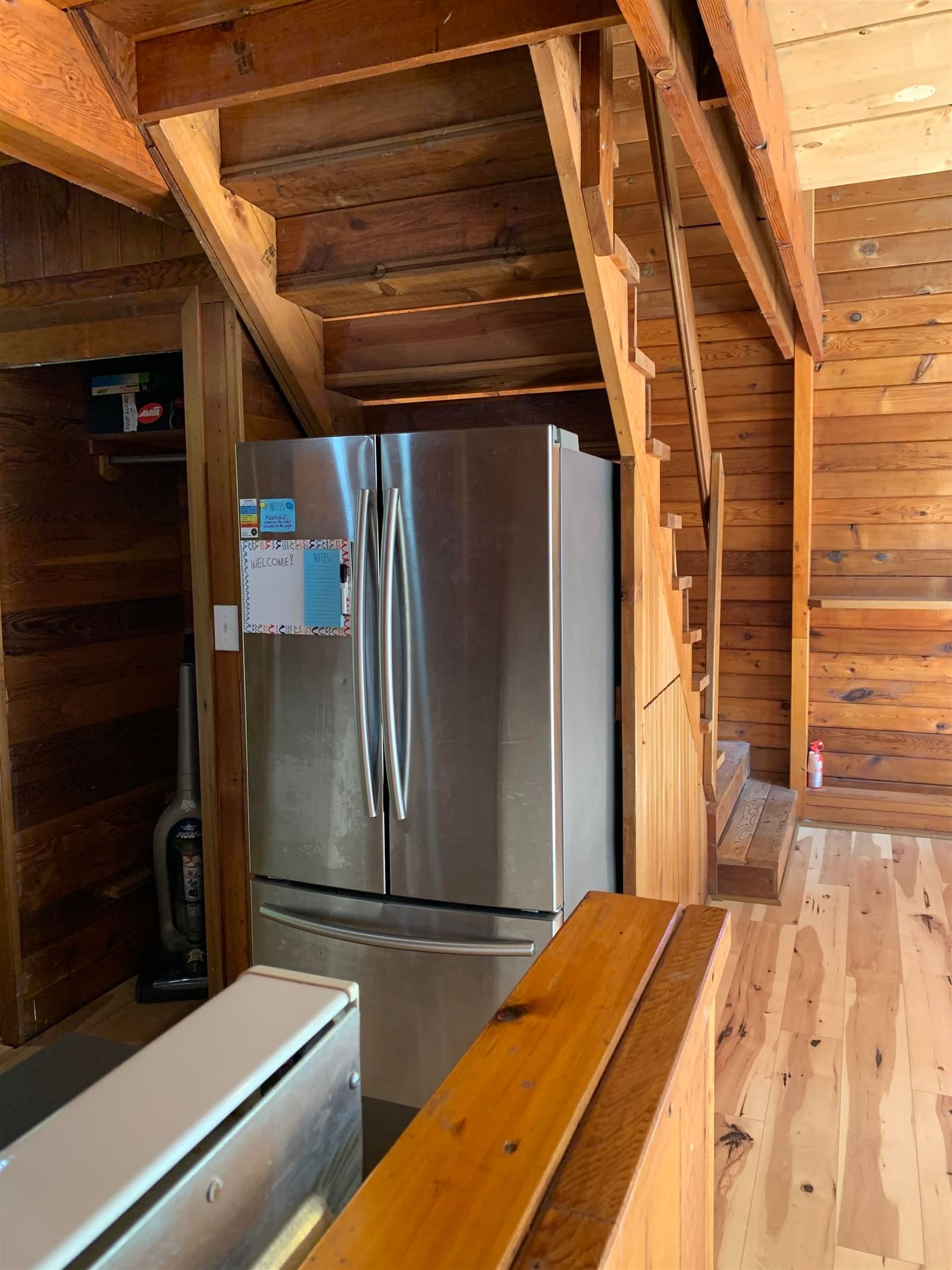 Listing Image 8