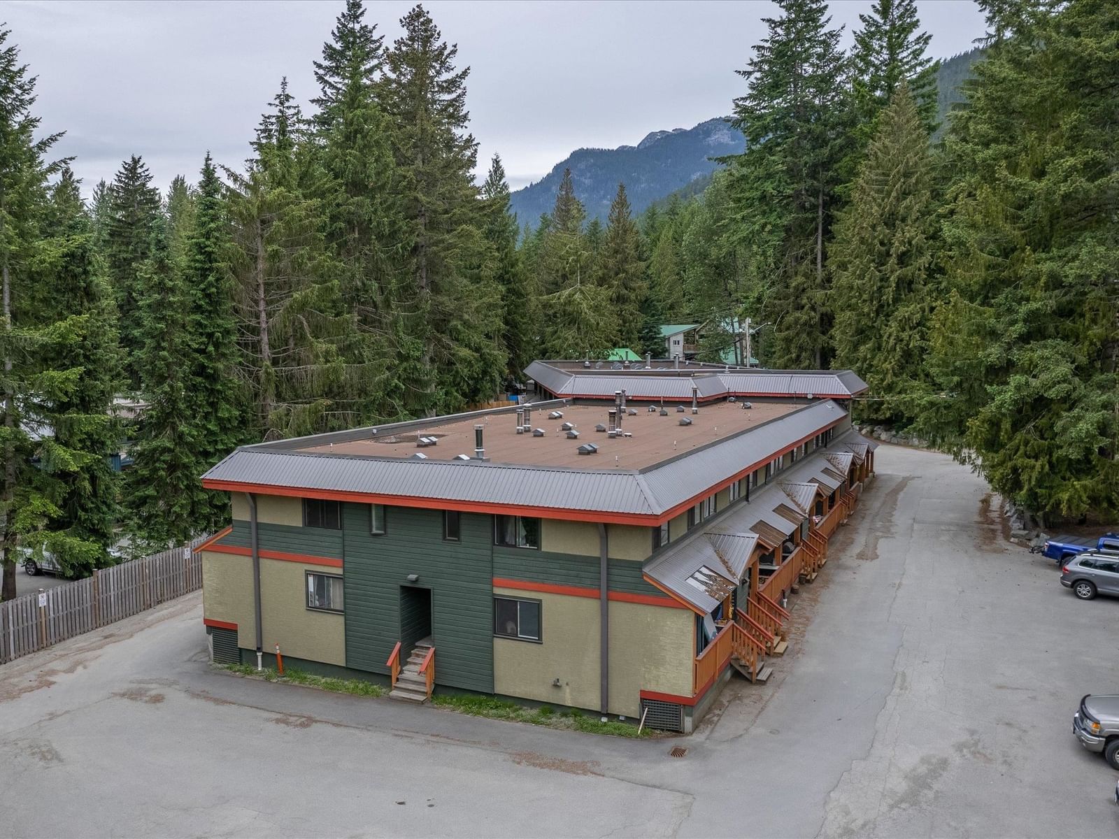 Listing Image 25