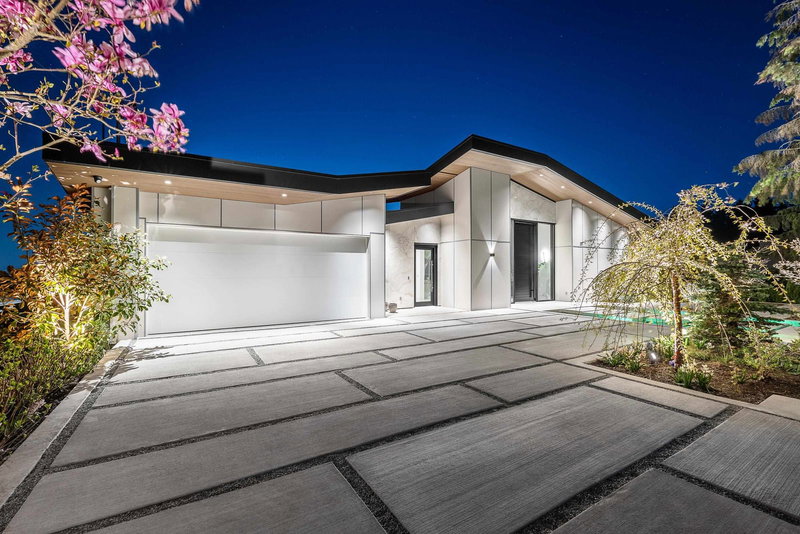 535 Craigmohr Drive, West Vancouver, V7S 1W8 | Image 2