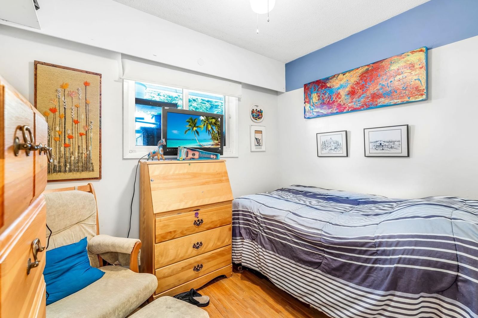 Listing Image 16