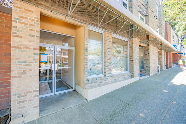 302 - 3981 Fraser Street