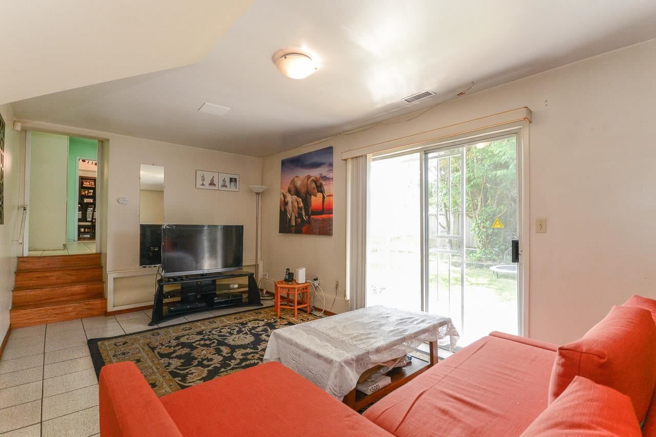 Listing Image 18
