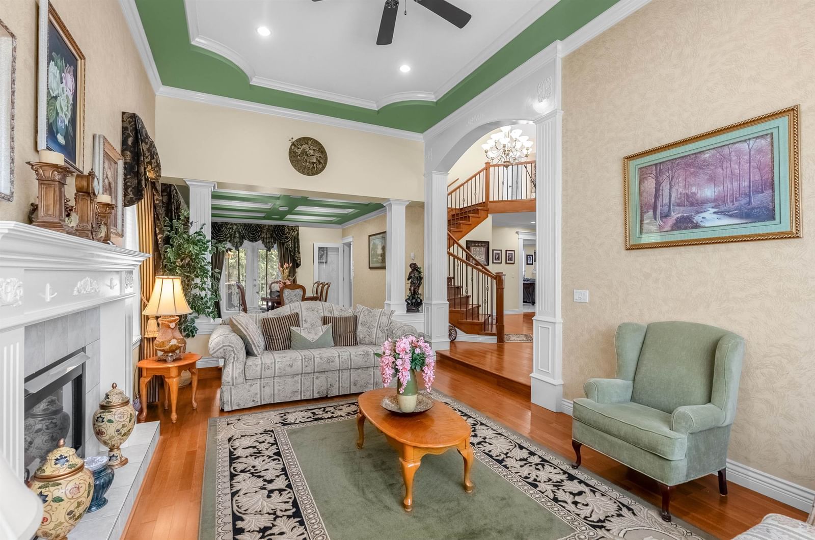 Listing Image 11