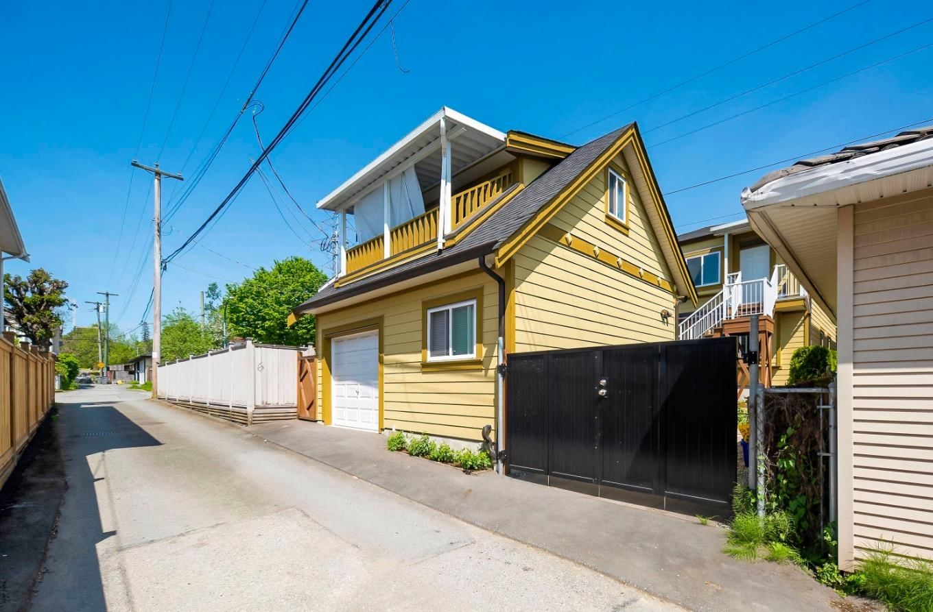 Listing Image 8