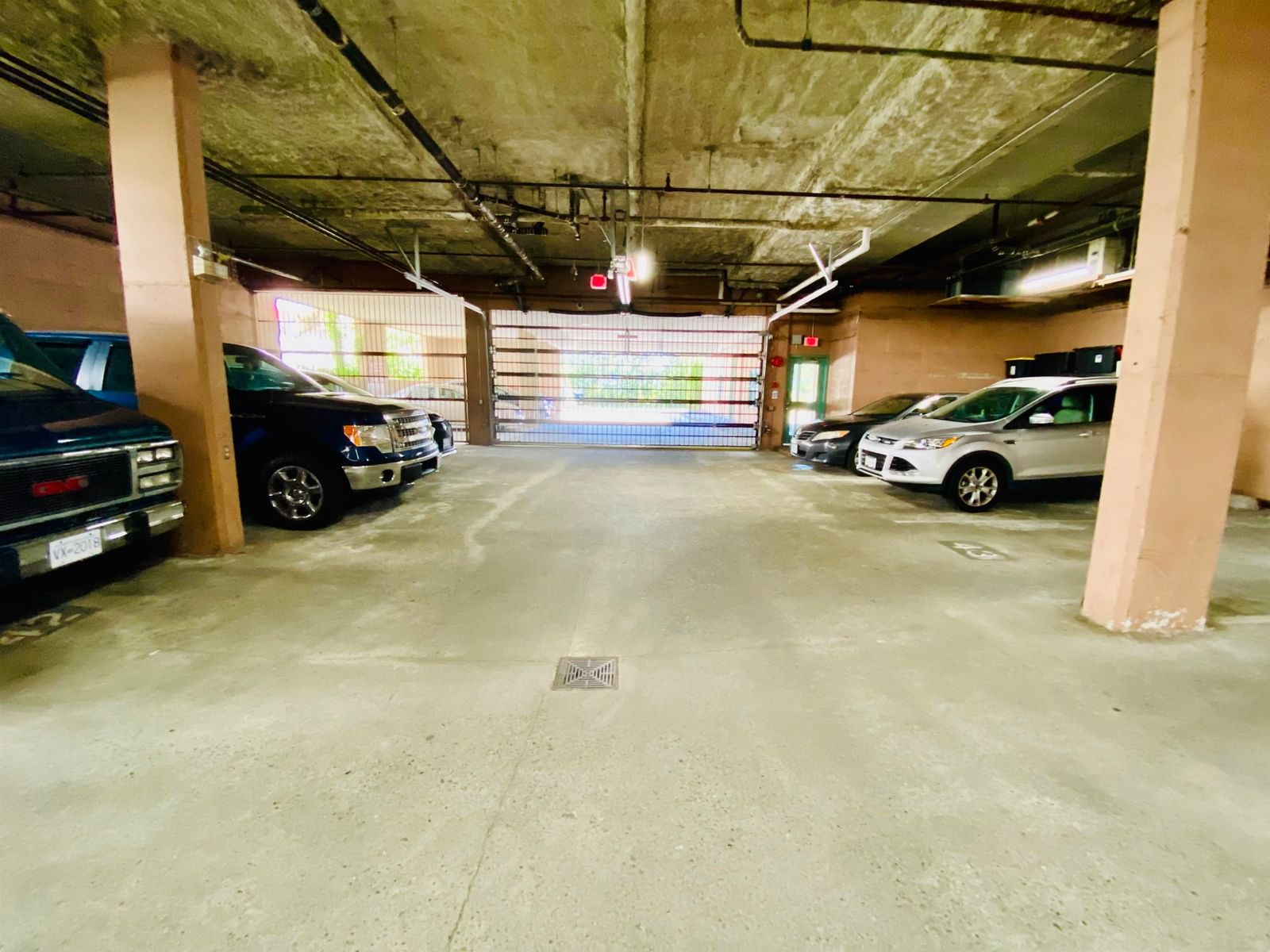 Listing Image 26