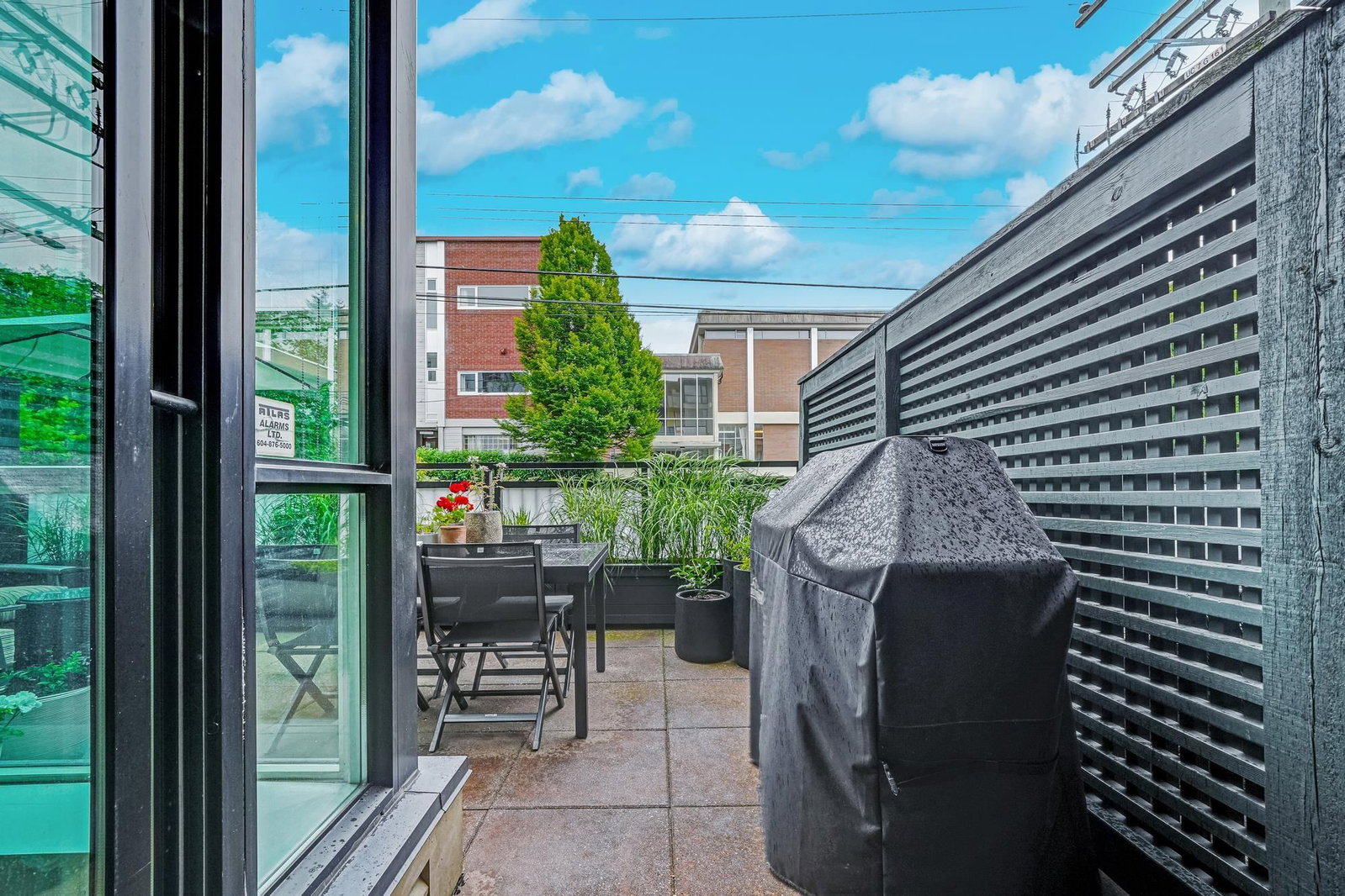 Listing Image 23
