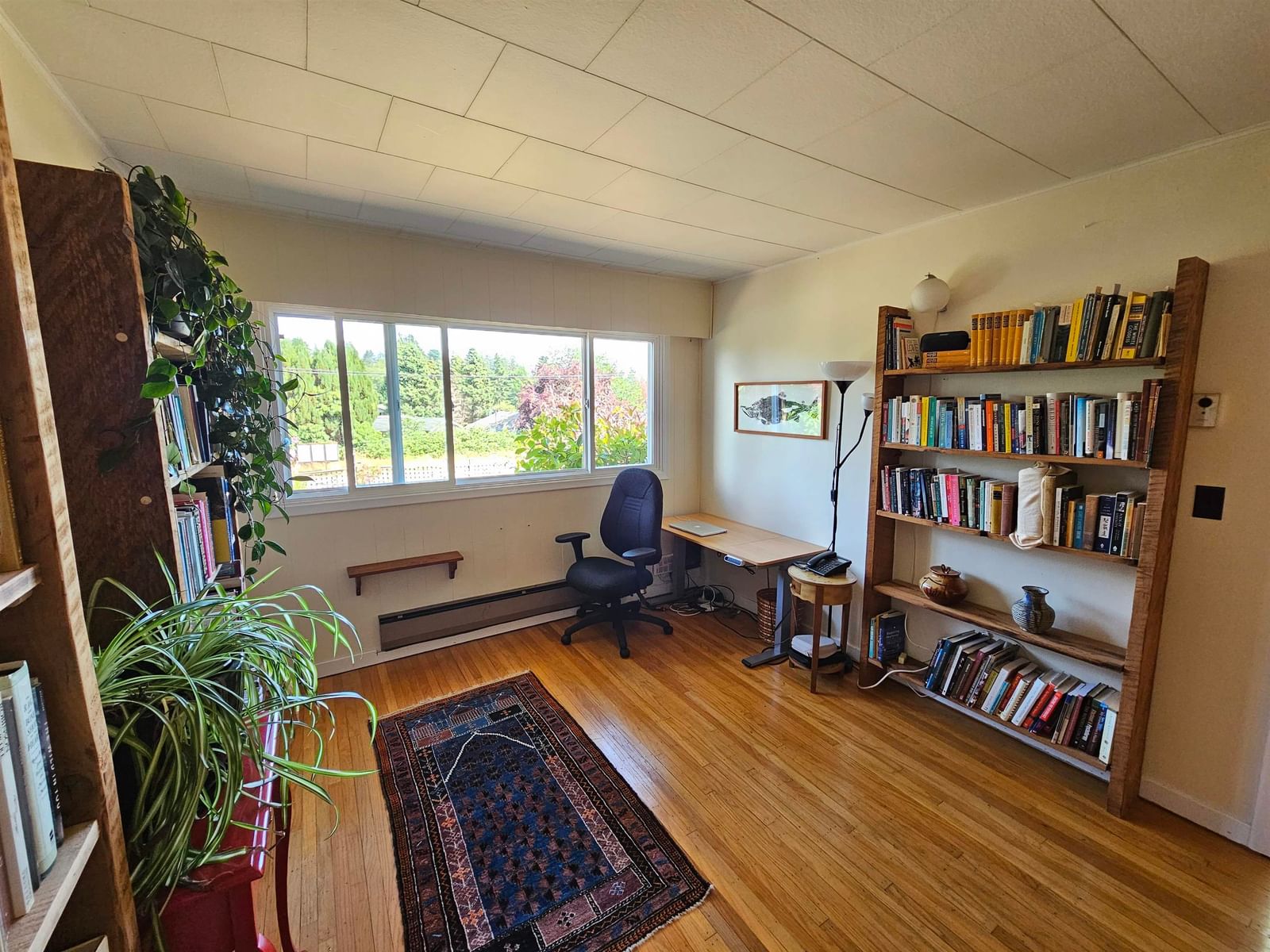 Listing Image 19