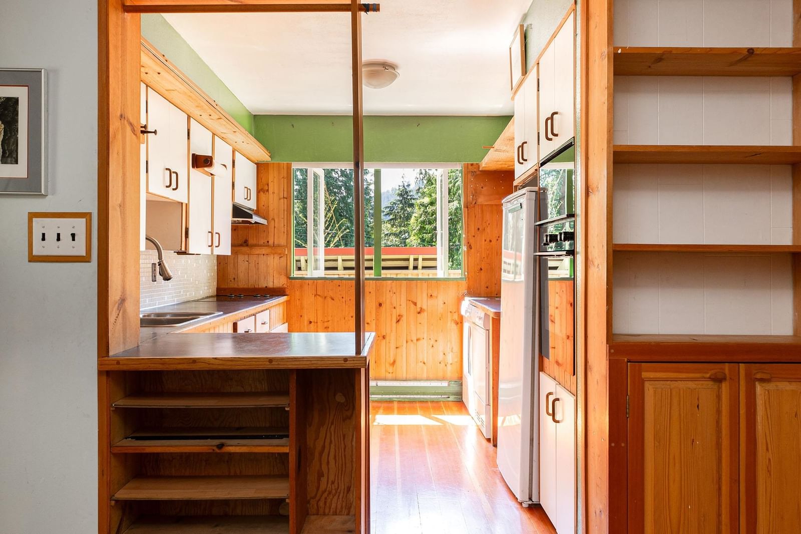 Listing Image 14