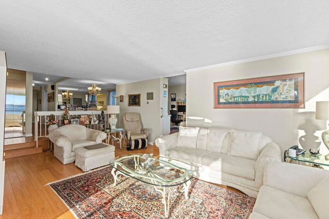 302 - 1930 Bellevue Avenue