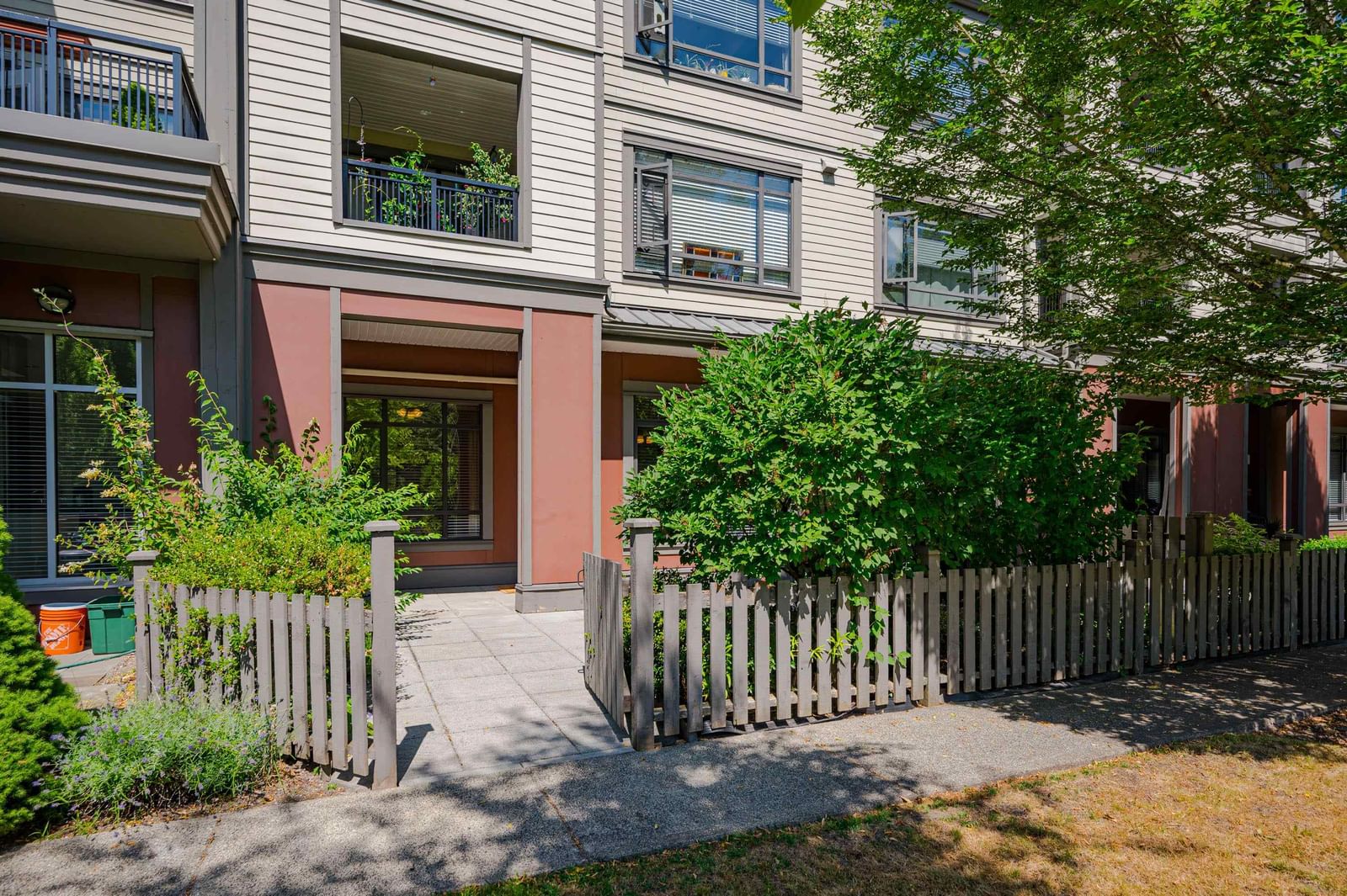 Listing Image 21