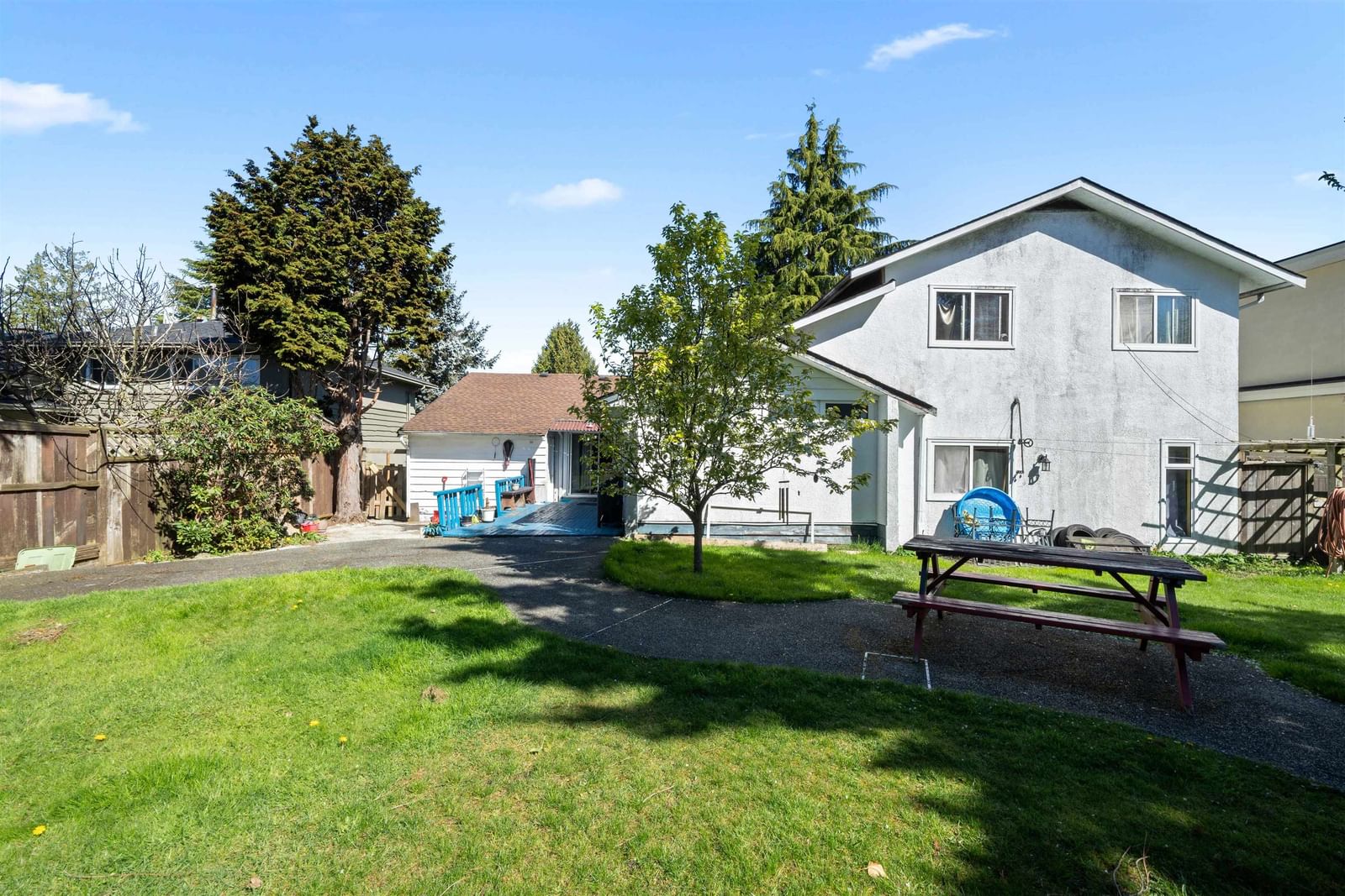 Listing Image 12