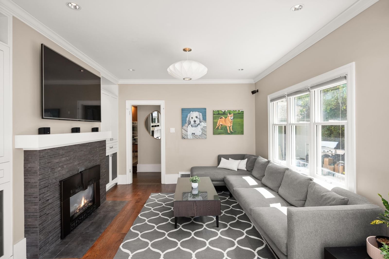 Listing Image 12