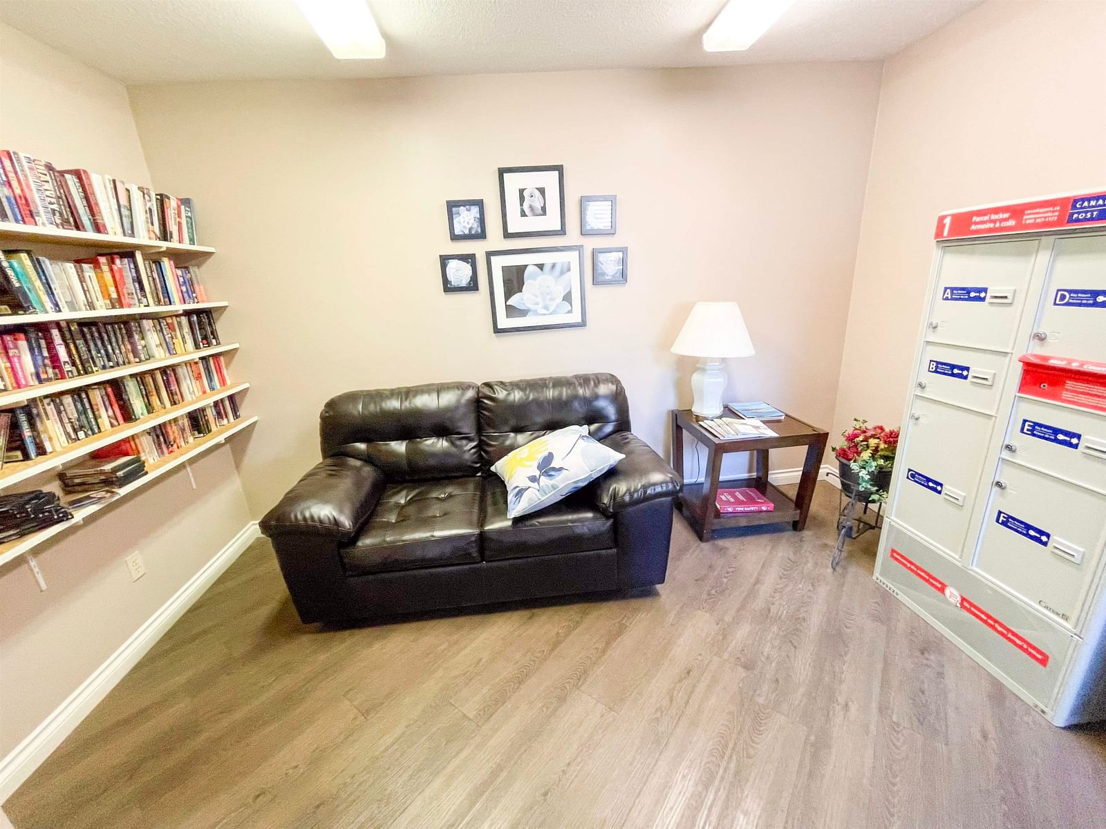 Listing Image 15