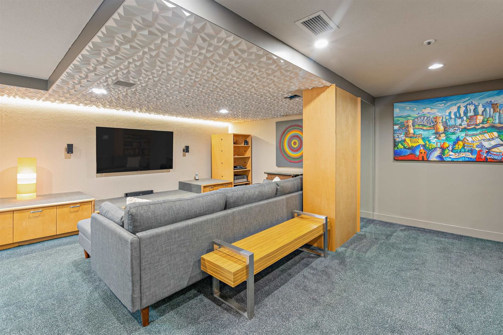 Listing Image 20
