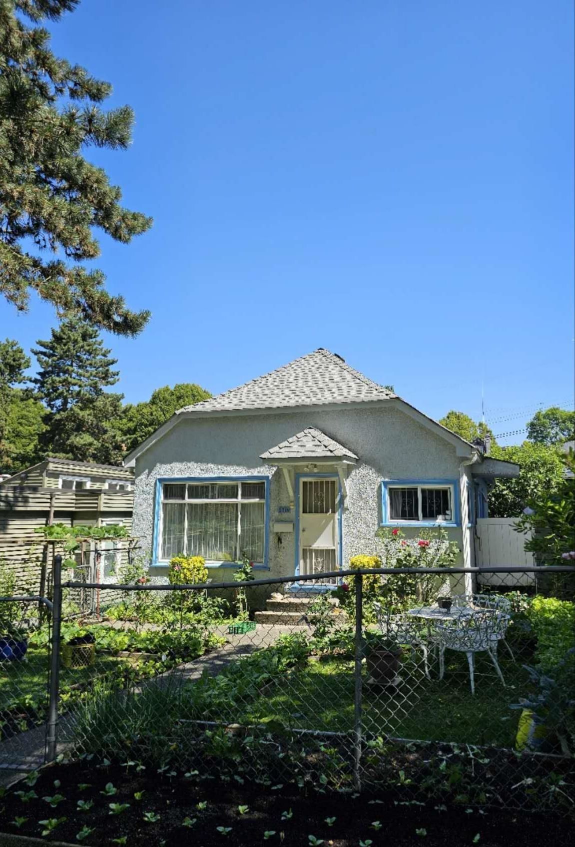 Listing Image 1