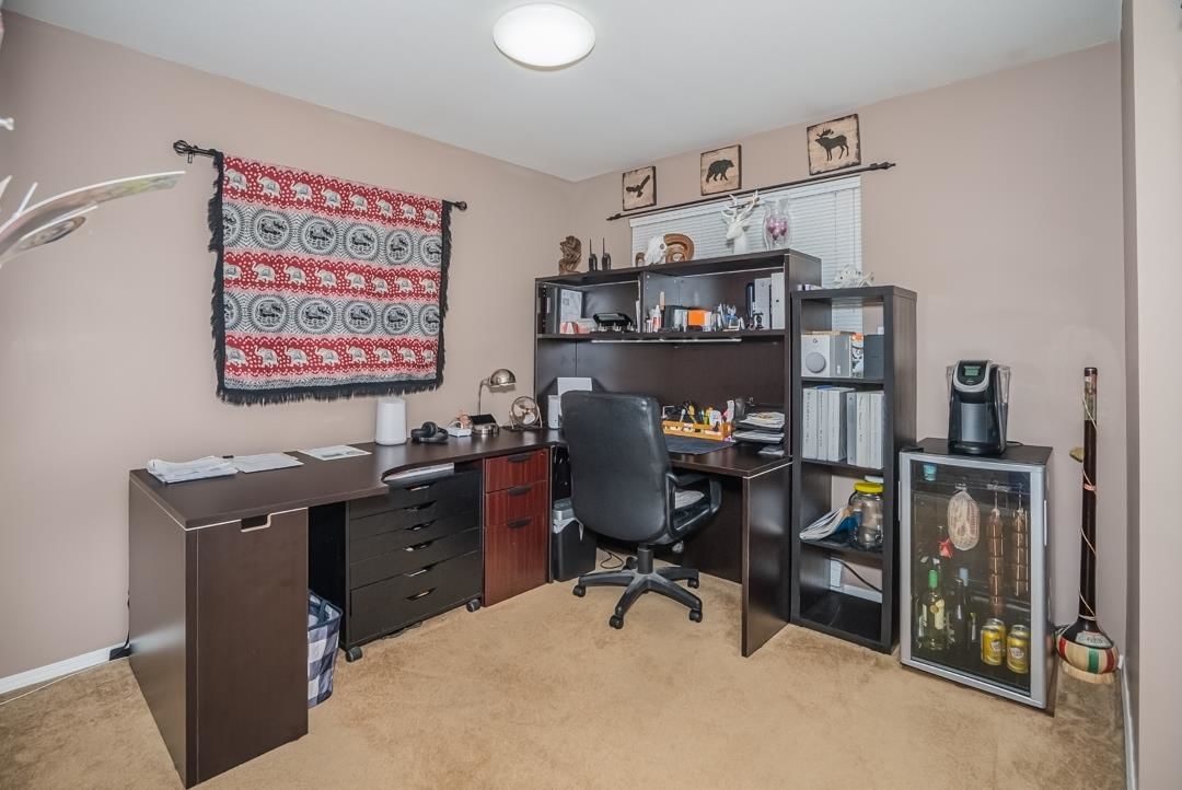 Listing Image 17