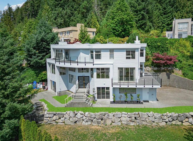 4809 Northwood Place, West Vancouver, British Columbia (MLS R2908492)