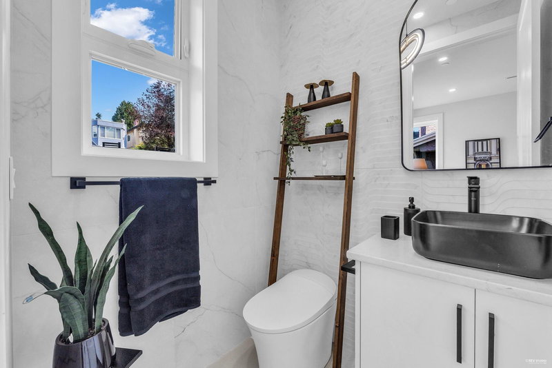 1766 64th Avenue, Vancouver, V5P 2M7 | Image 2