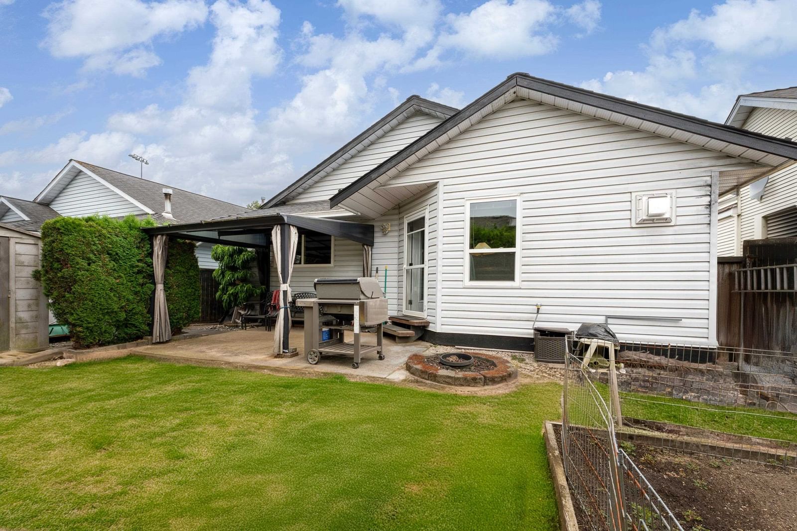Listing Image 22