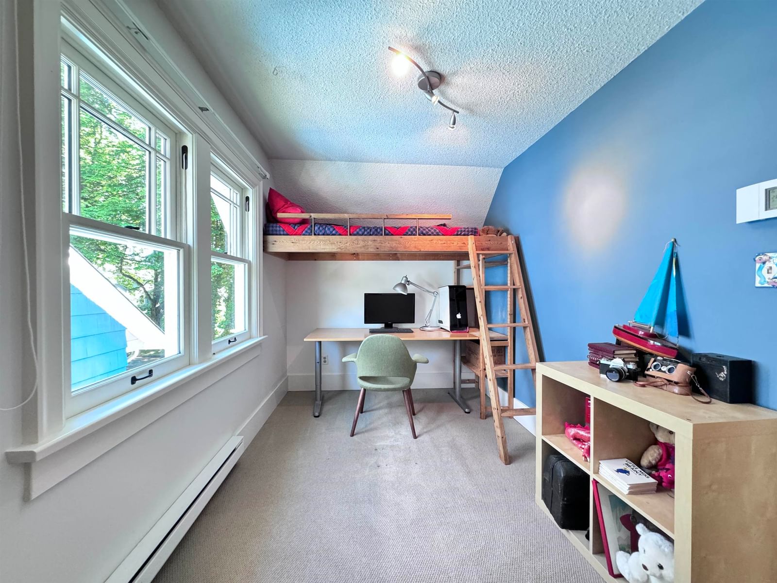 Listing Image 16