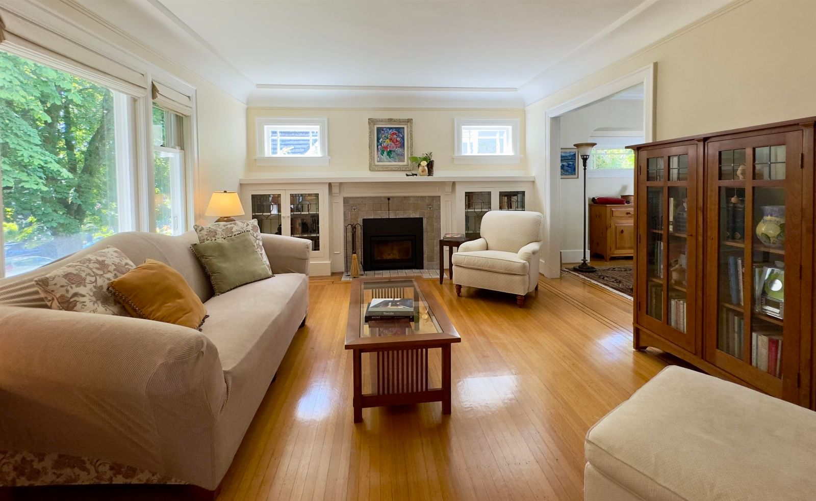 Listing Image 9