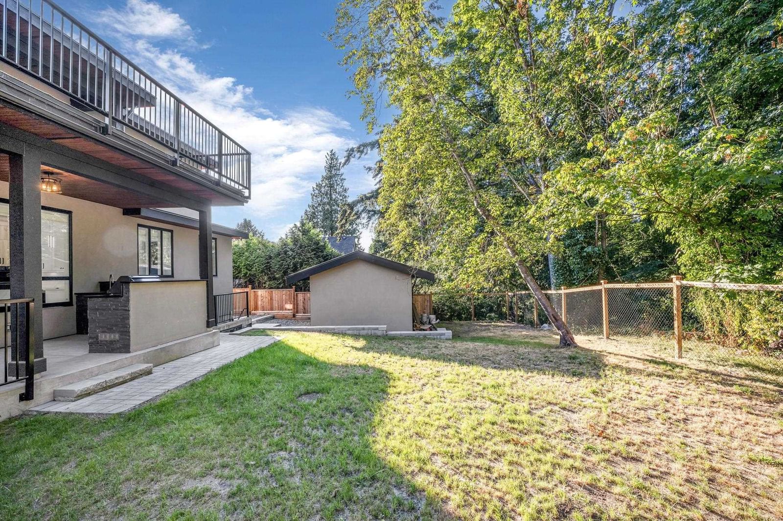 Listing Image 23