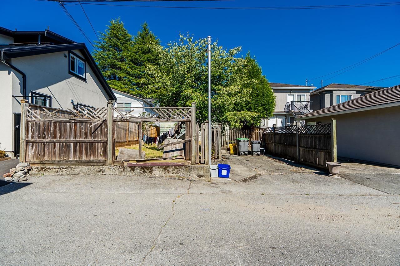 Listing Image 32