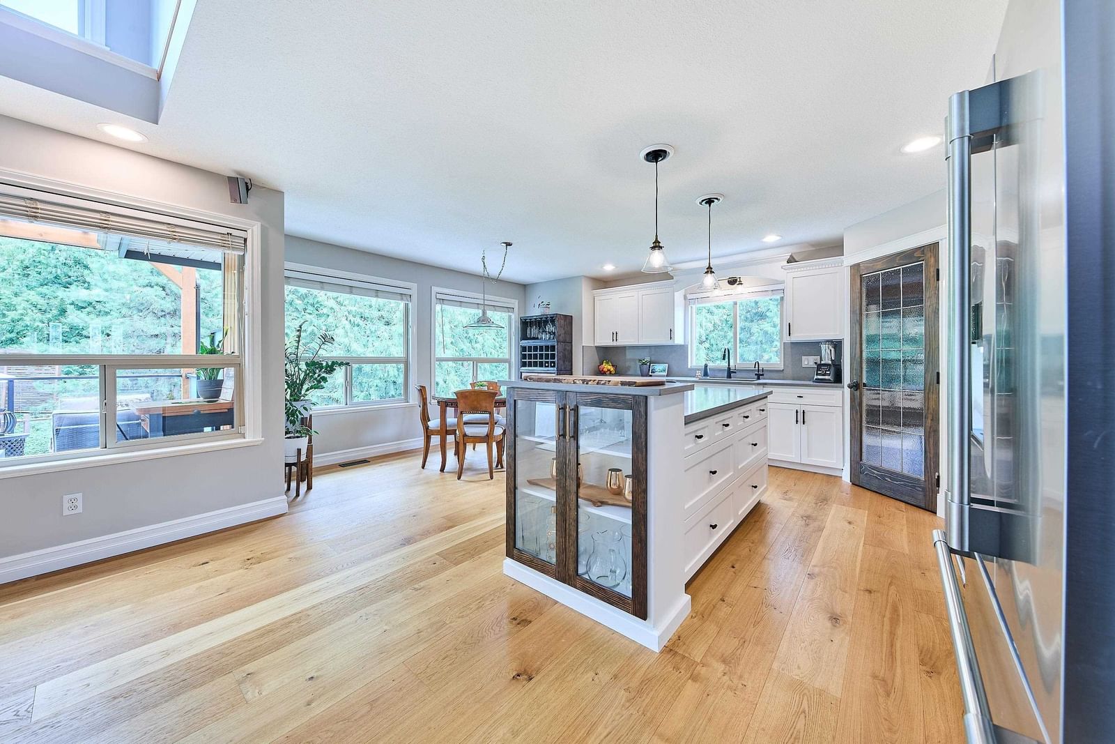 Listing Image 13