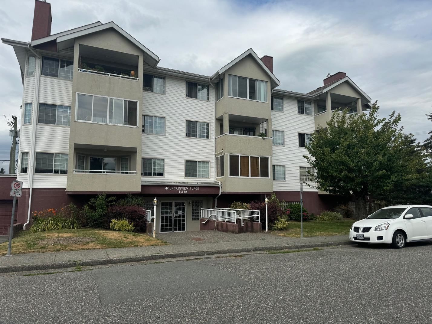 Listing Image 17