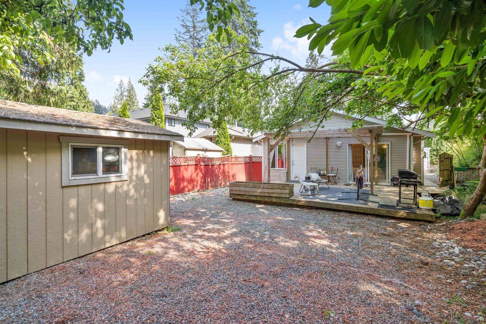 Listing Image 12
