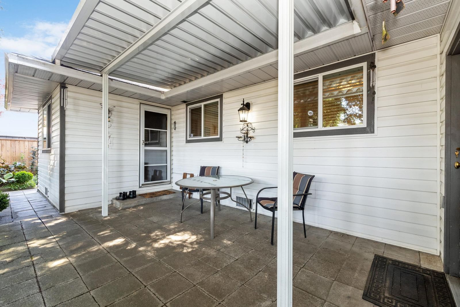 Listing Image 17
